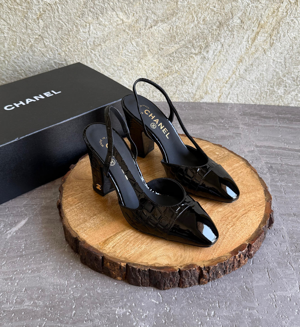 Chanel Slingbacks - Crocodile embossed patent