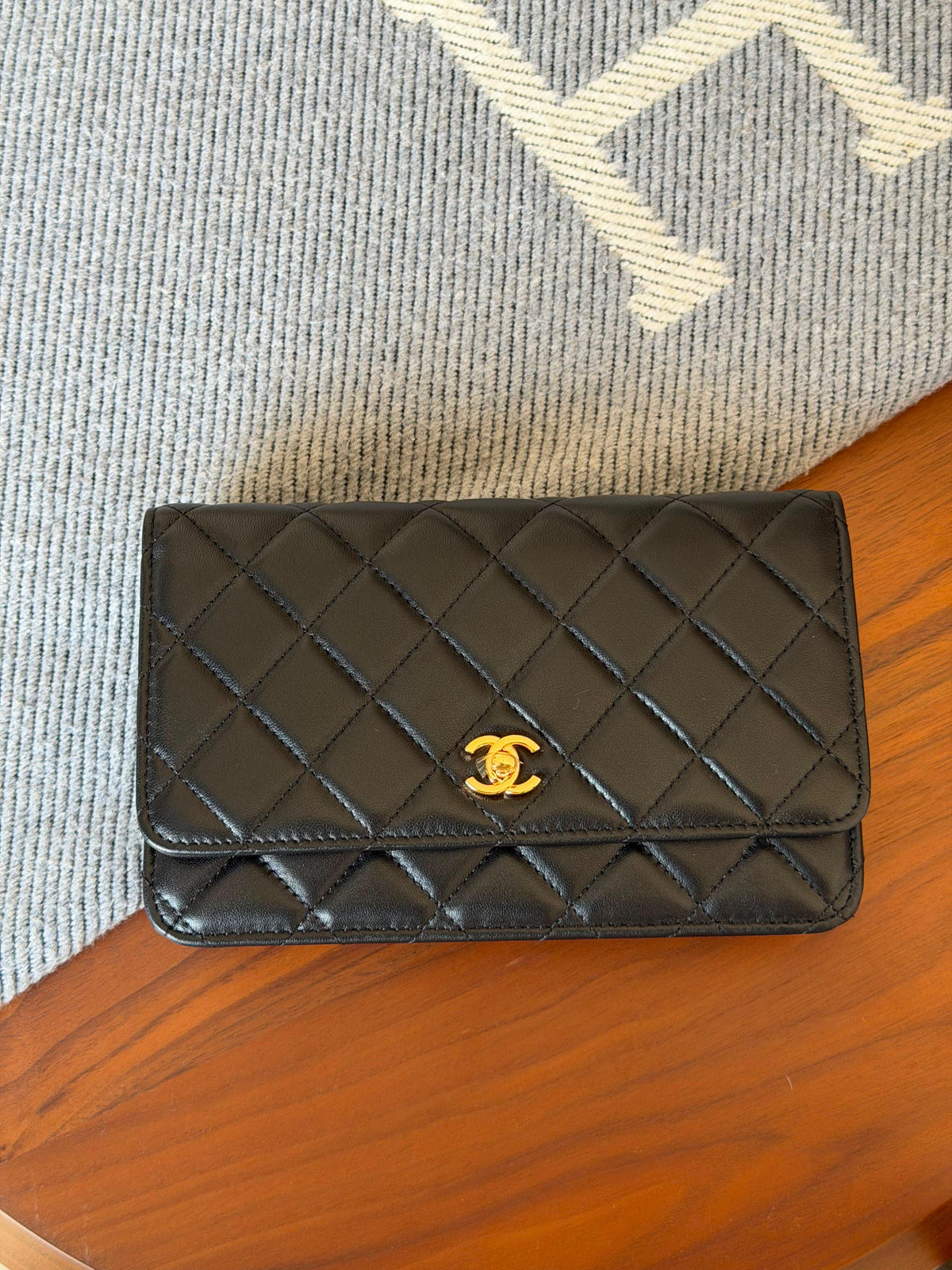 Chanel Classic Wallet on Chain