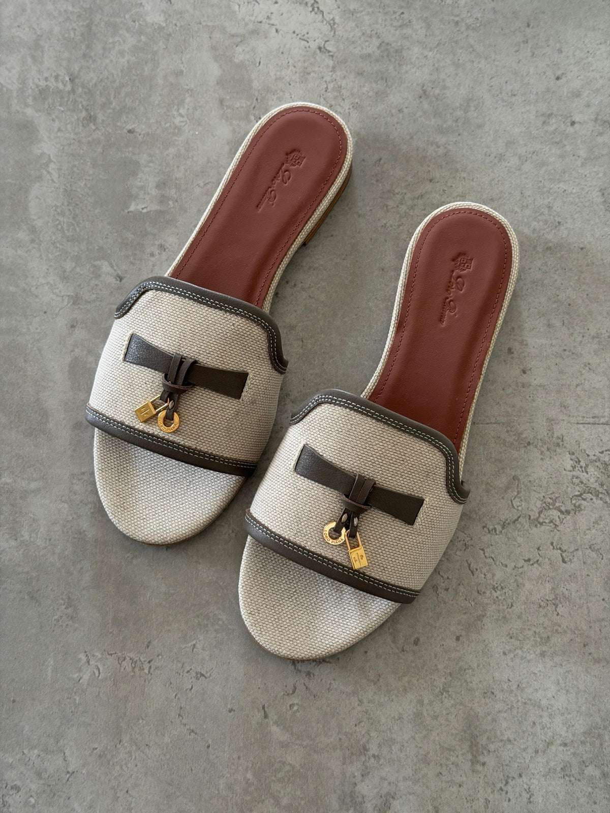 Loro Piana Summer Charms Flat